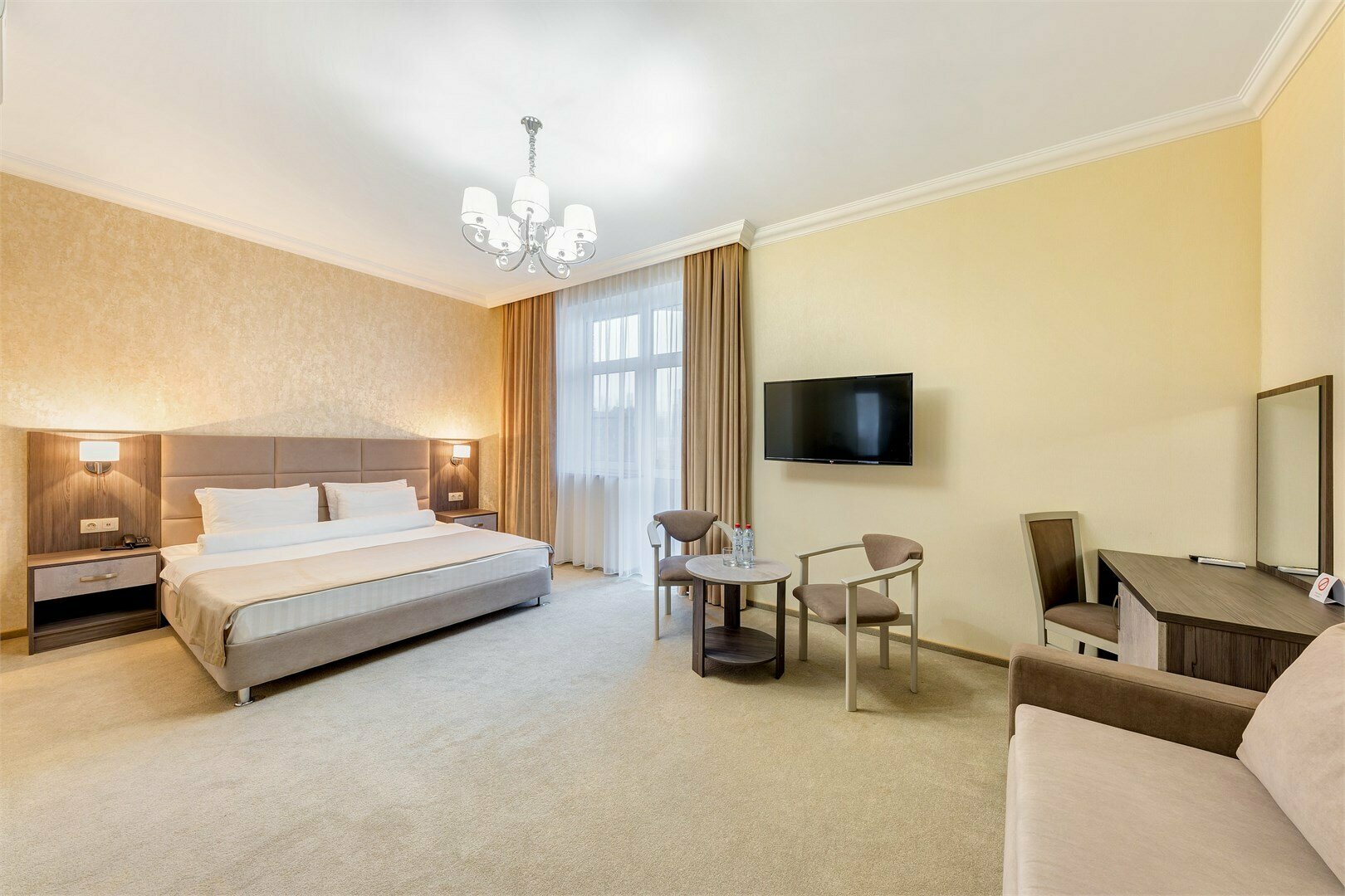 Семейный номер с балконом