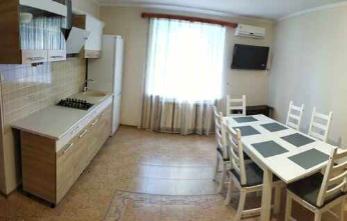 Апартаменты с 2 спальнями в Ромашка