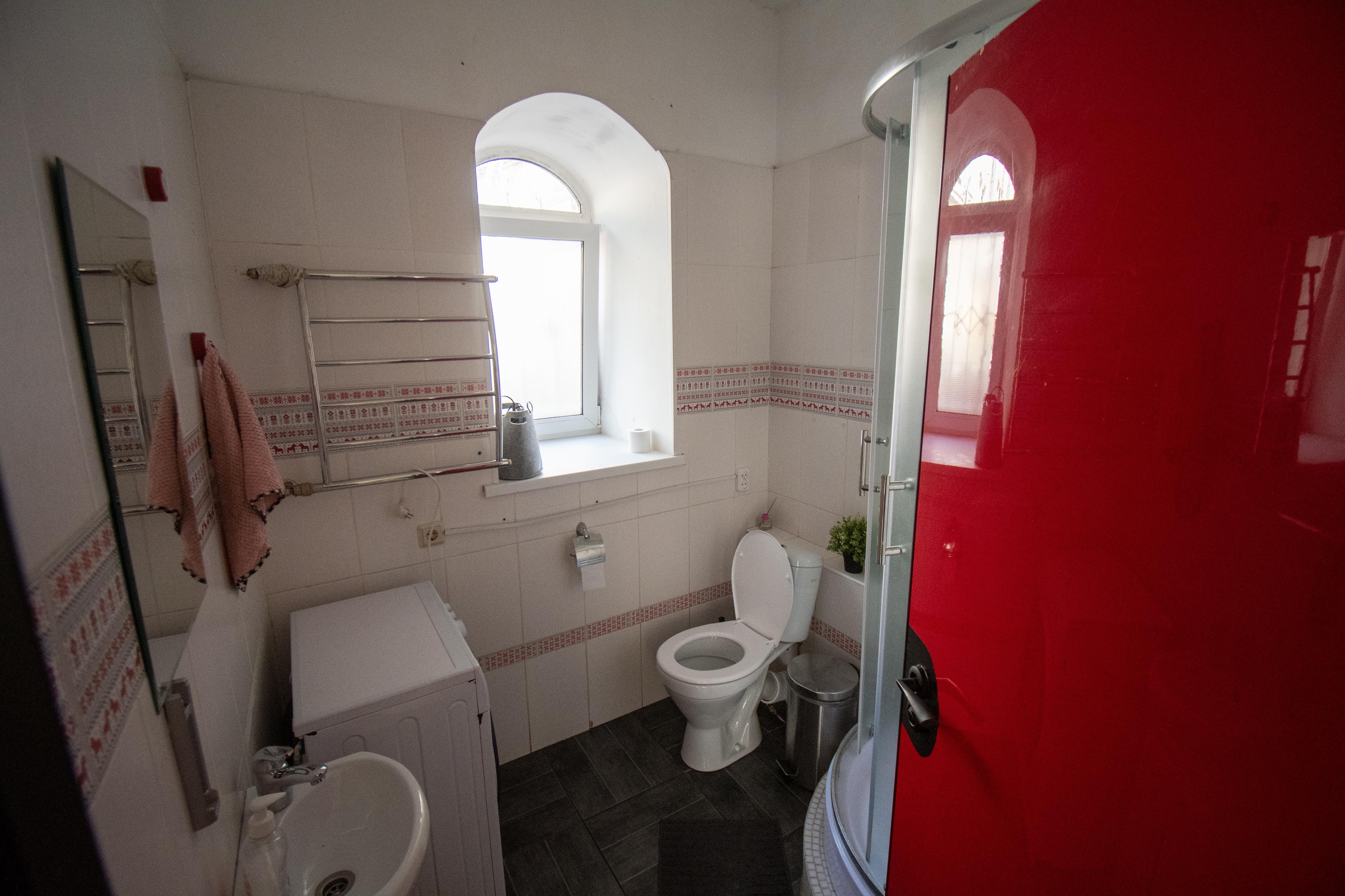 Общий номер для женщин с 8 кроватями