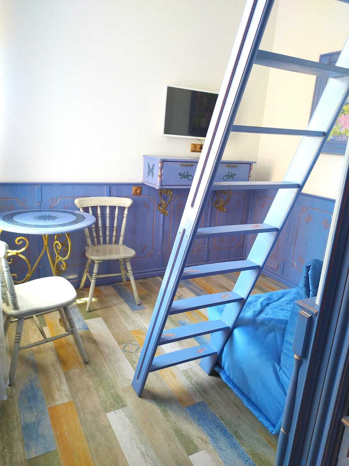 Небольшой двухместный номер с 1 кроватью или 2 отдельными кроватями