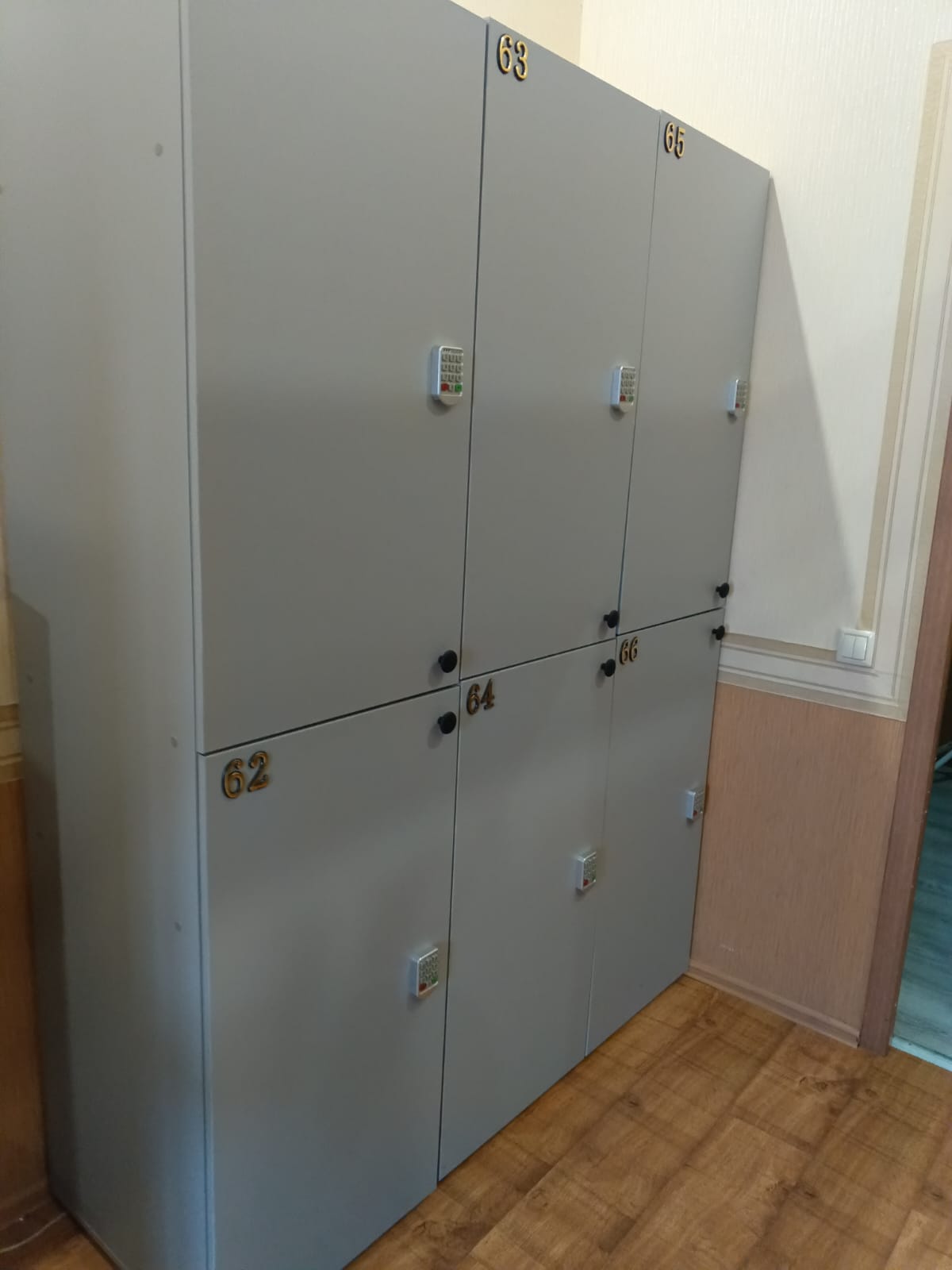 Общий номер для женщин с 8 кроватями