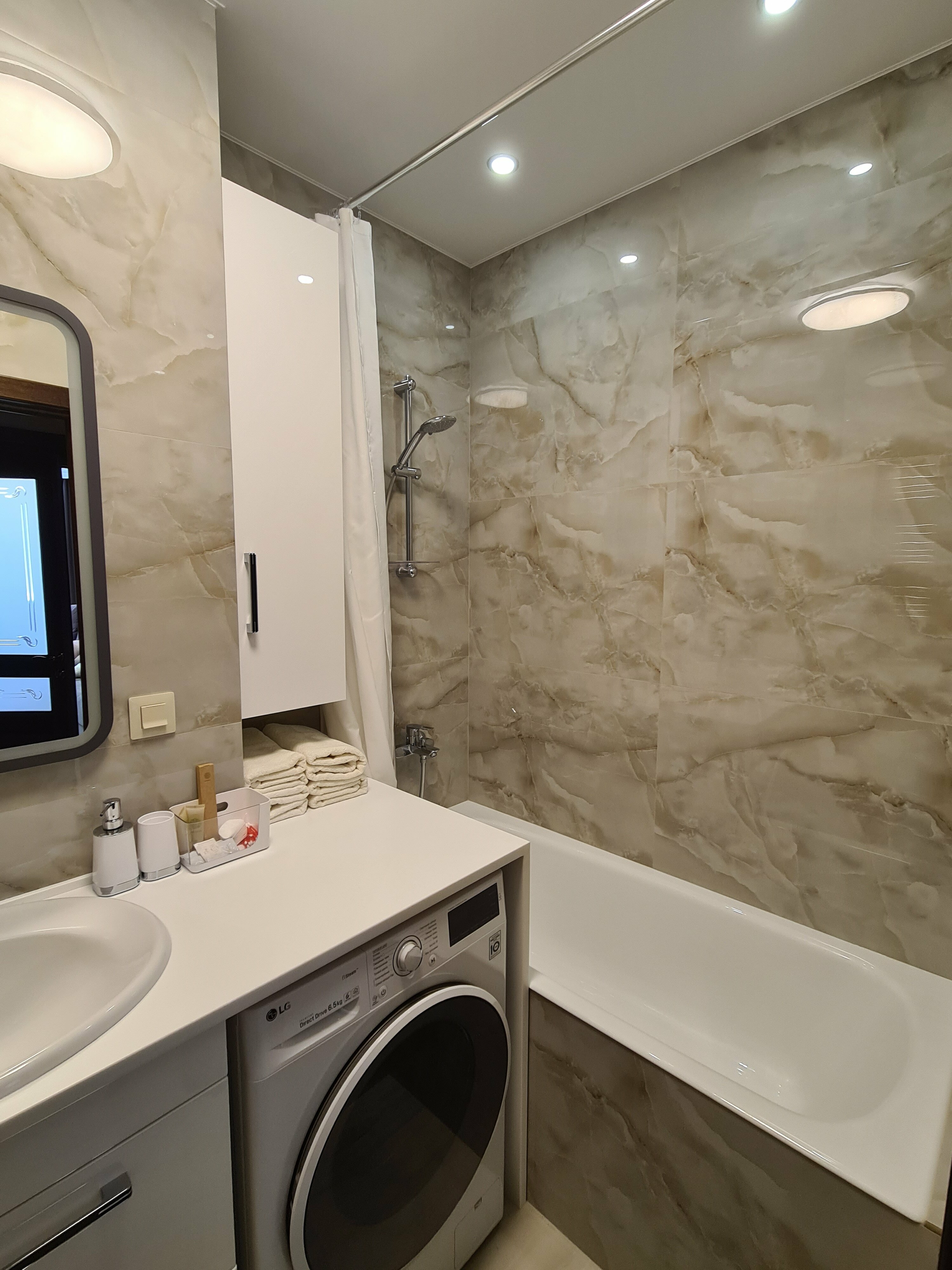 Апартаменты на 17 этаже с видом на город