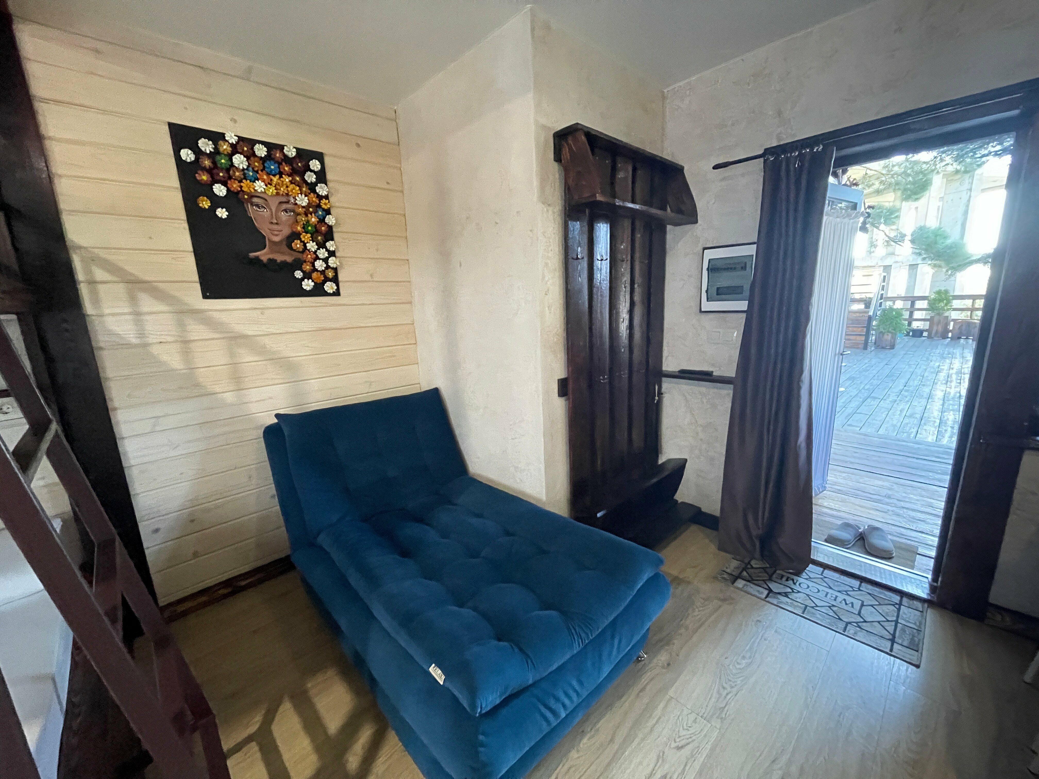 Семейный номер с видом на горы