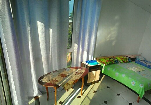 Трехместный номер «Комфорт» с душем