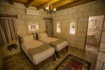 Twin Stone Room в Zara Cave Hotel