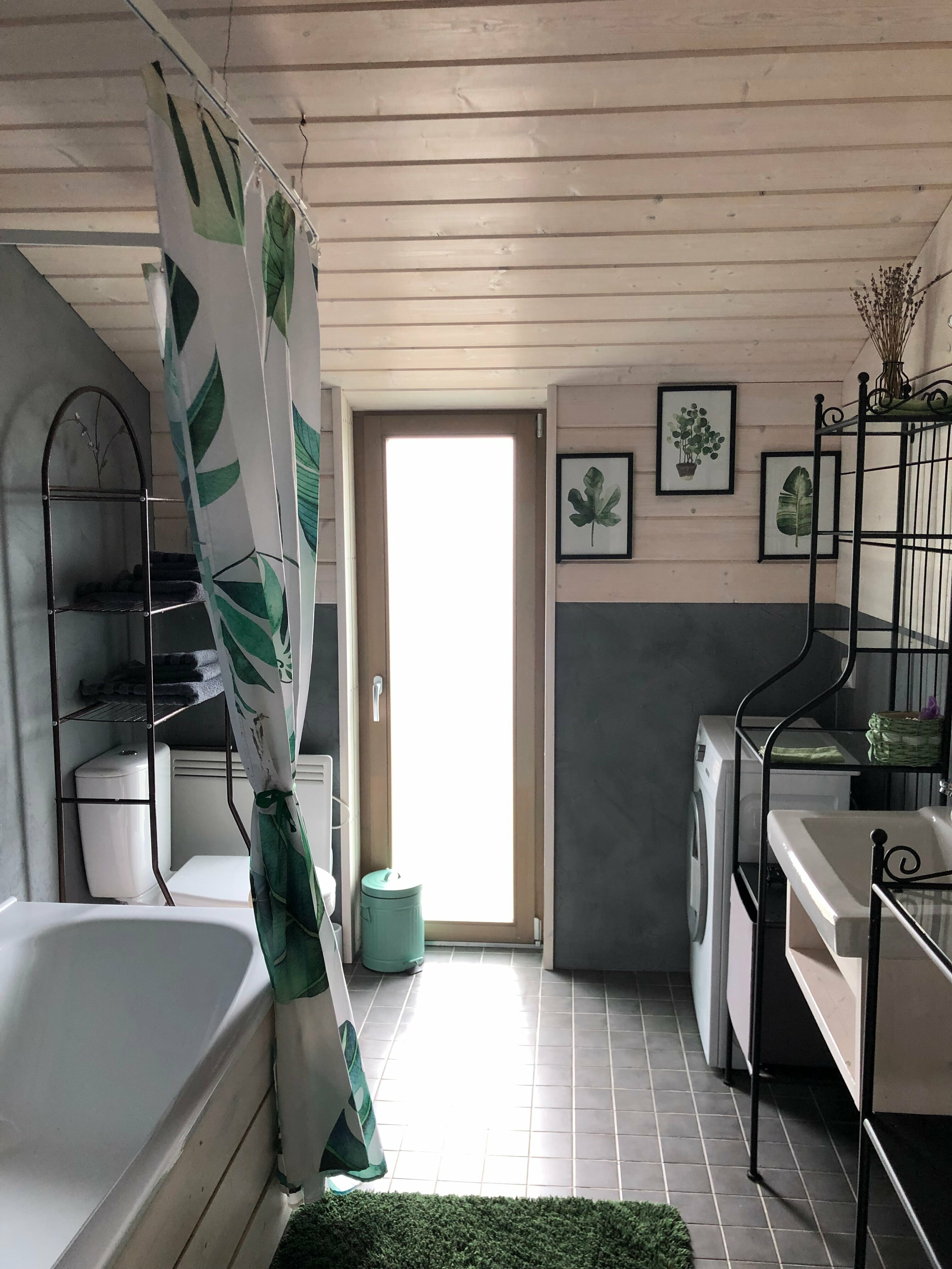 Дом с видом на лес