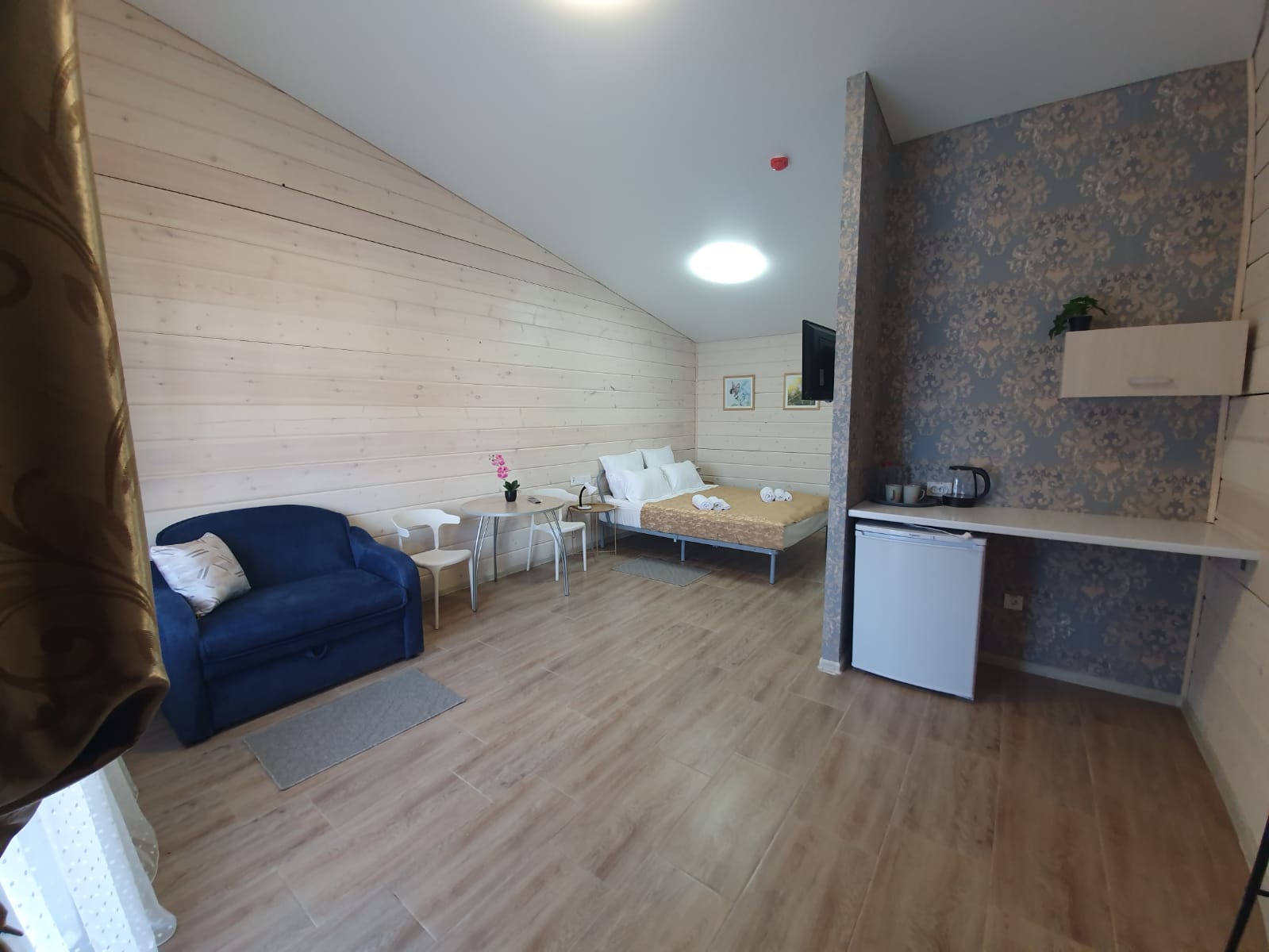 Улучшенный двухместный номер с 1 кроватью