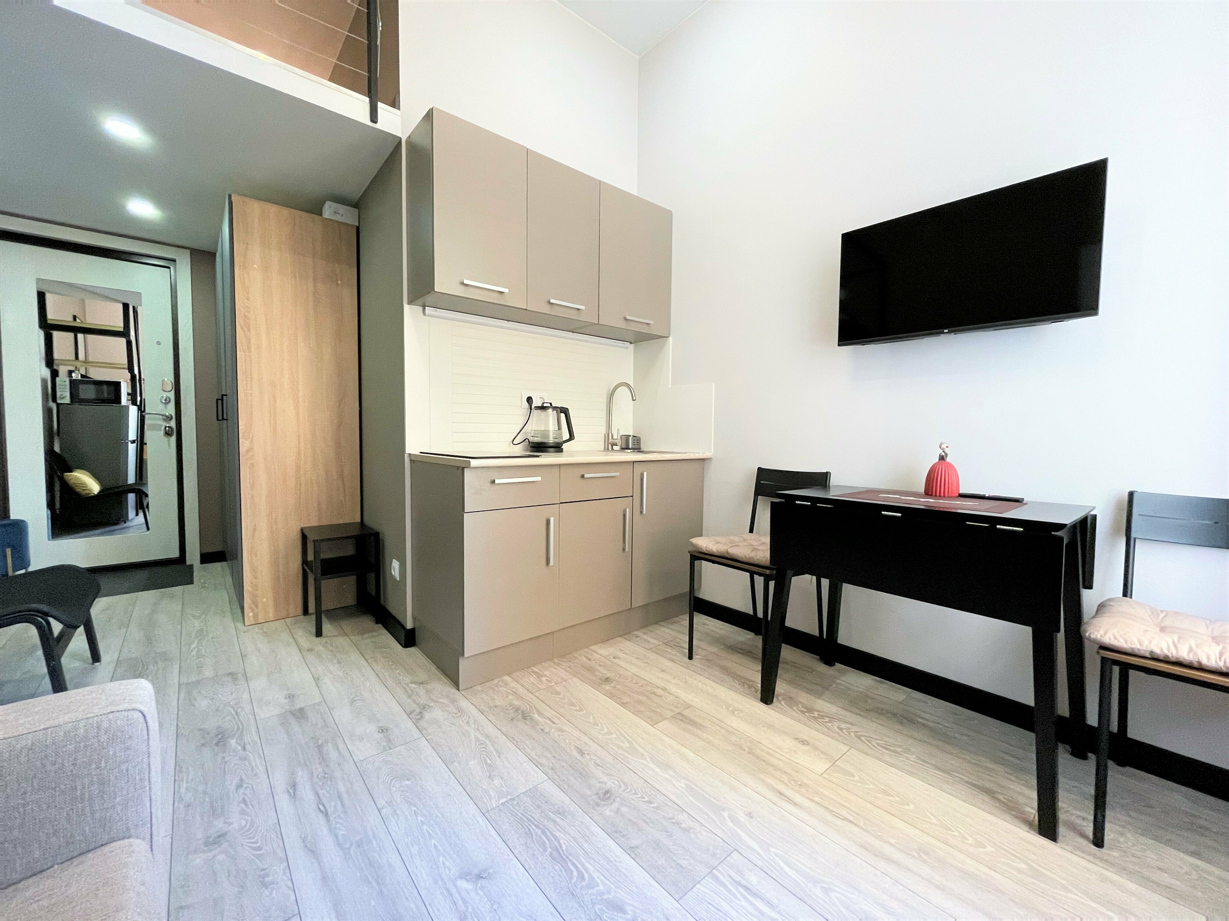 Двухуровневый номер-студия