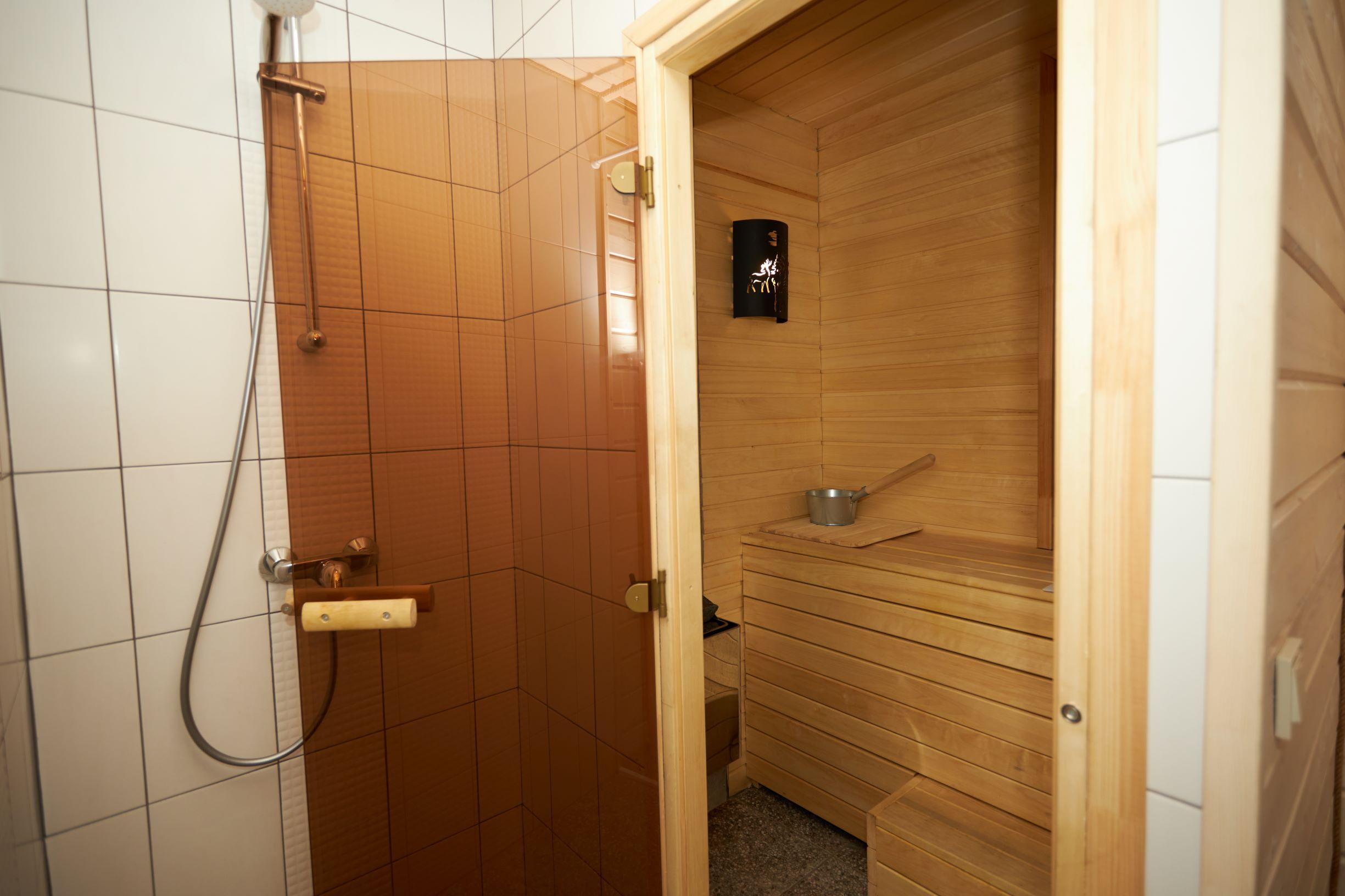 Комфорт с сауной (первая береговая линия)