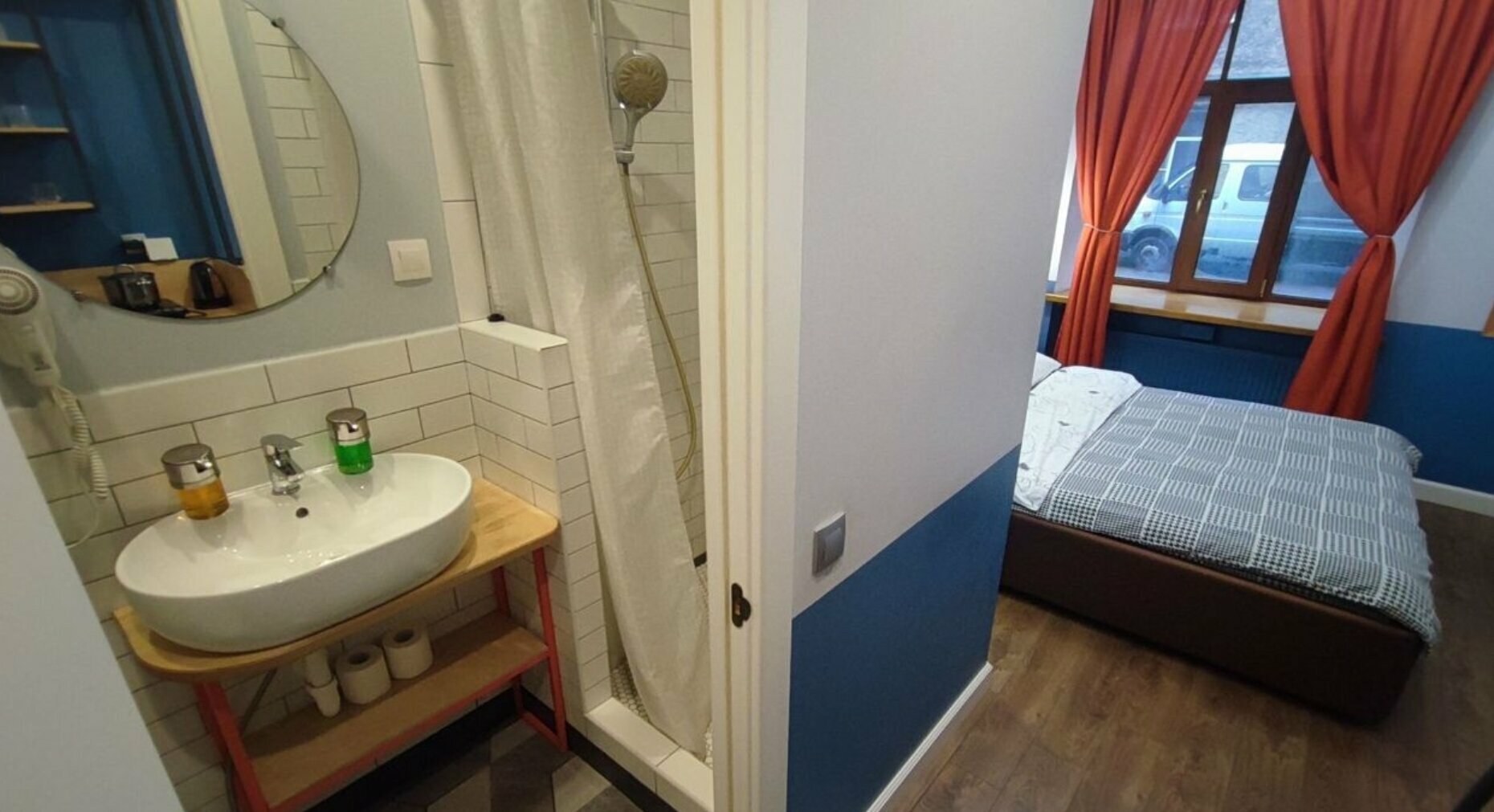 Большой двухместный номер с 1 кроватью