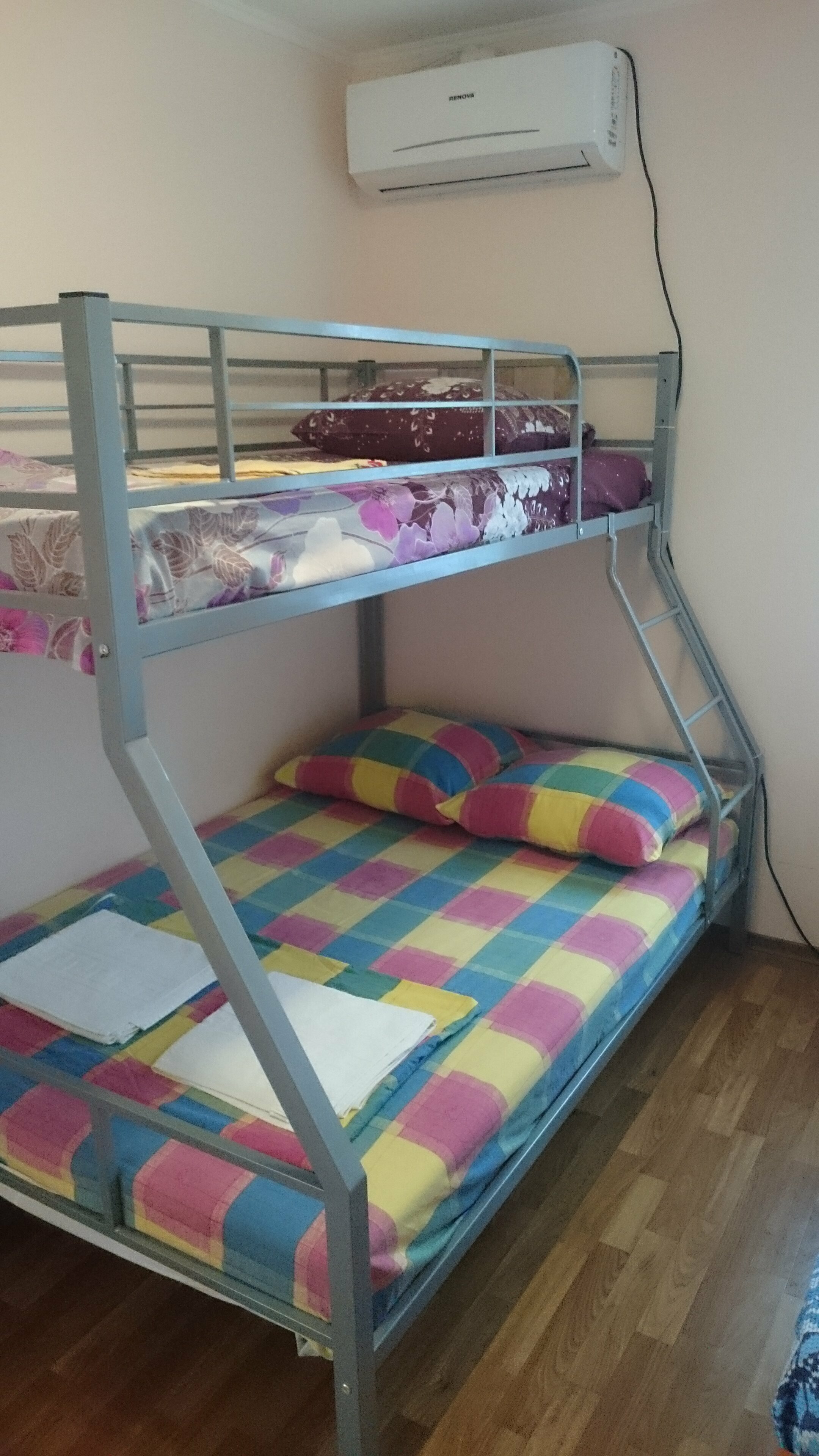 Четырехместный номер эконом-класса