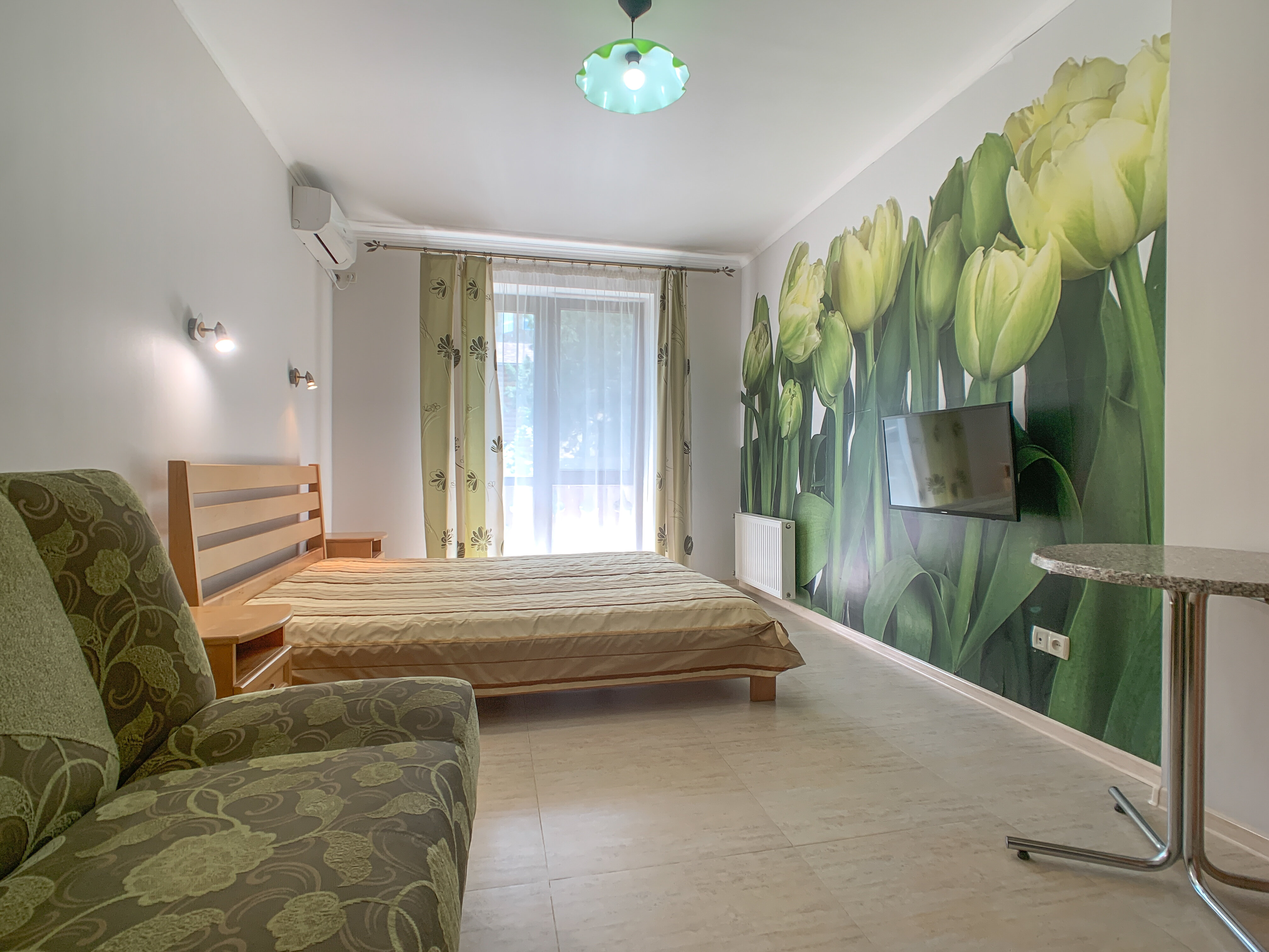 Апартаменты с балконом