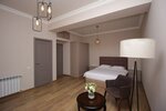 Двухместный номер базового типа с 1 двуспальной кроватью в А Отель Ереван