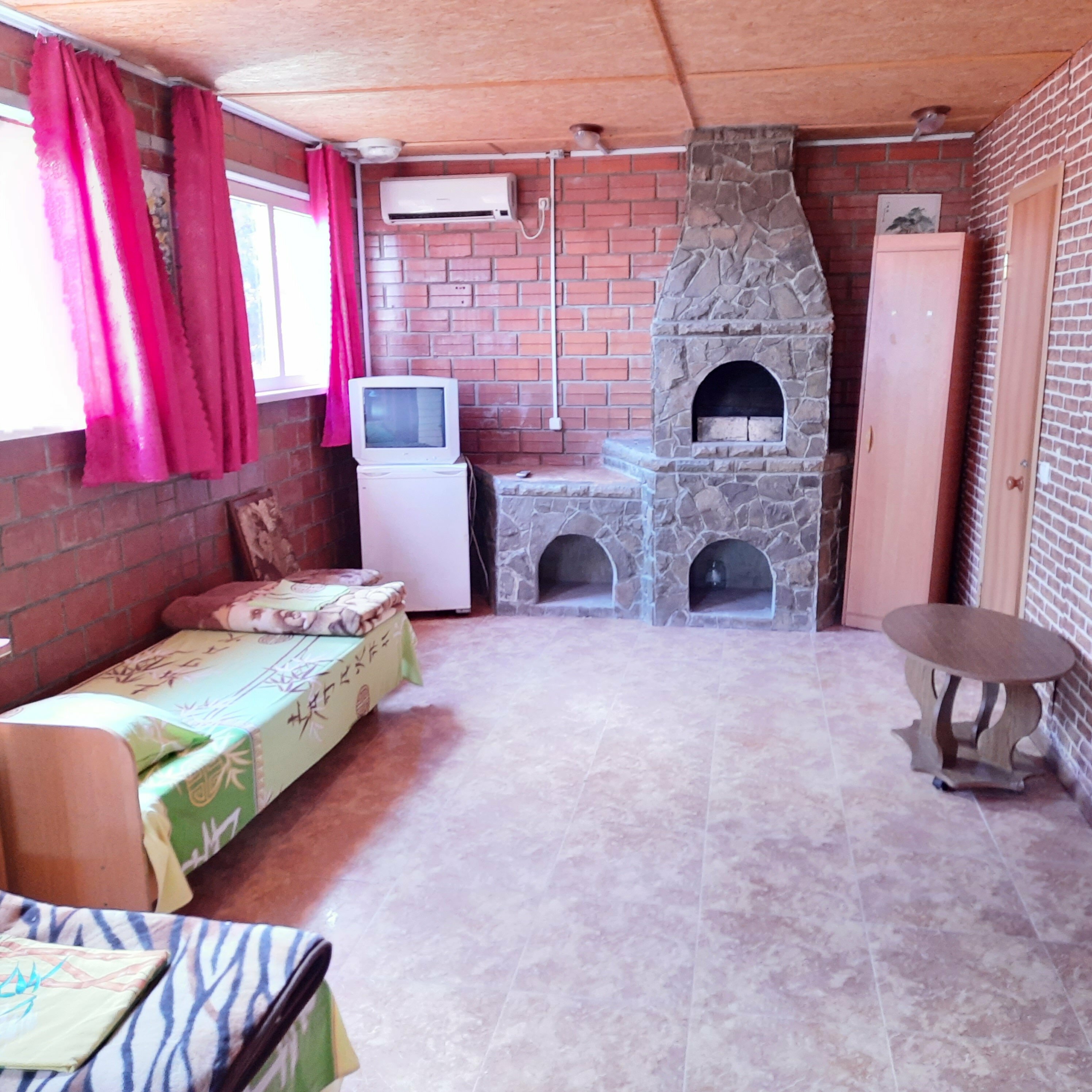 Улучшенный четырехместный номер