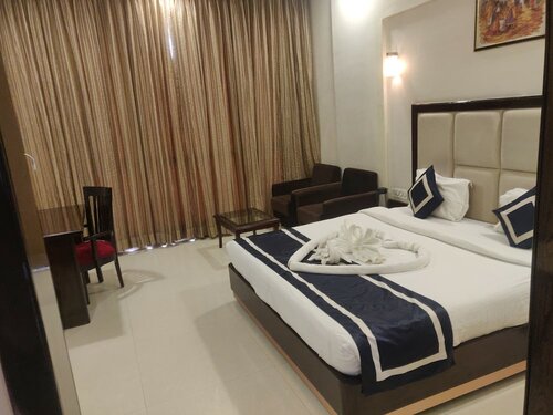 Двухместный номер «Делюкс» с 1 двуспальной кроватью, 1 двуспальная кровать в Chandra Imperial