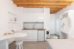 Люкс для новобрачных, вид на море в Sea & Stone Residence Mykonos