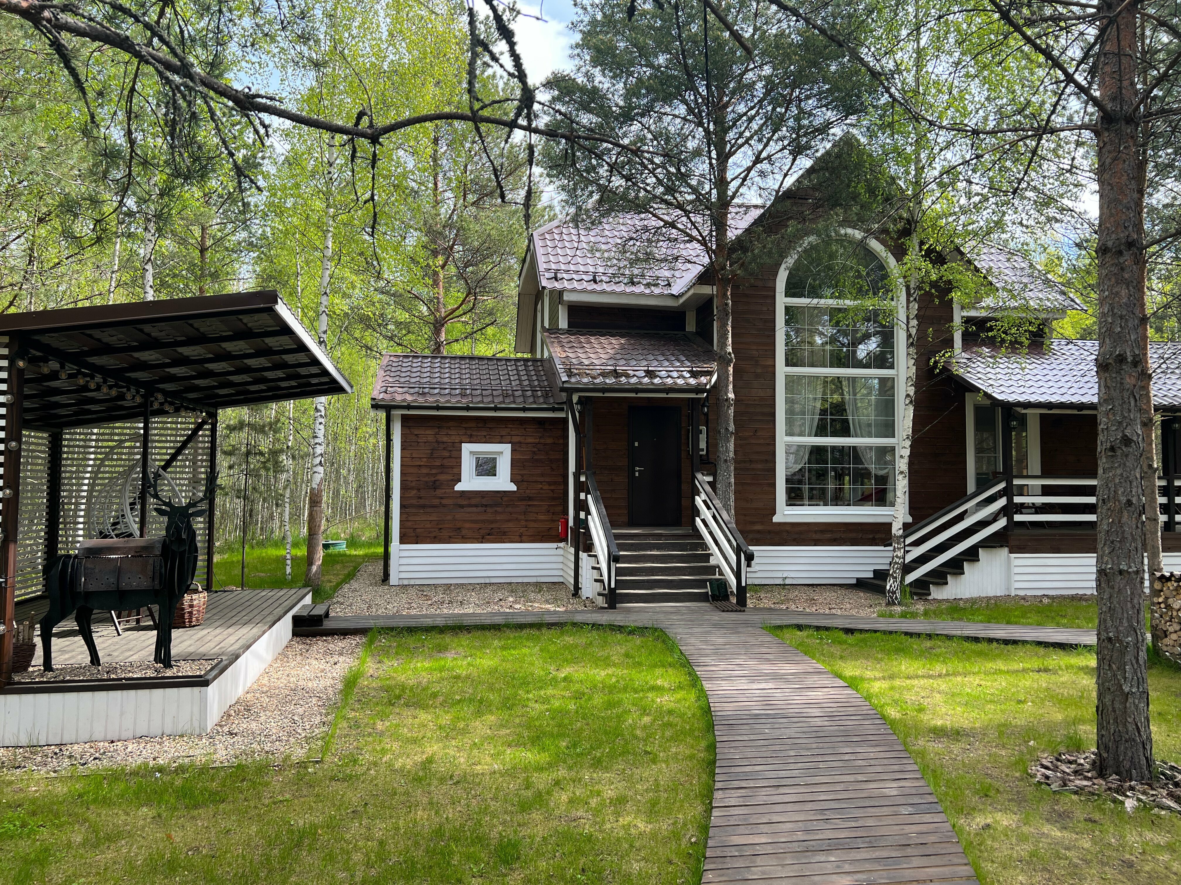 Дачная усадьба с баней и зоной барбекю