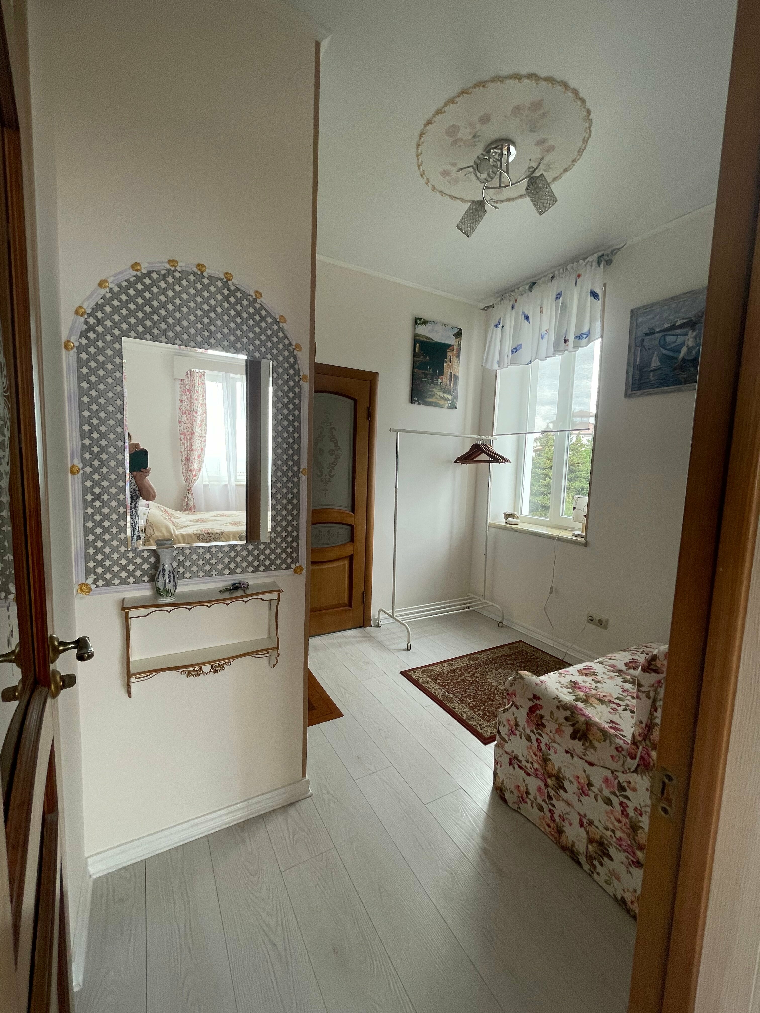 Семейный номер с видом на море