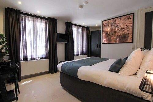 Двухместный номер «Комфорт» с 1 двуспальной кроватью (Basement) в No. 377 House