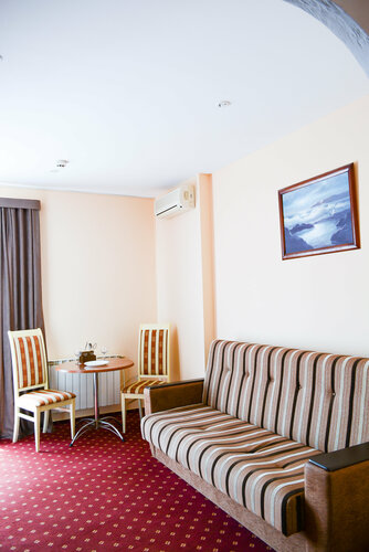 Улучшенный двухместный номер с 1 кроватью в Торнадо