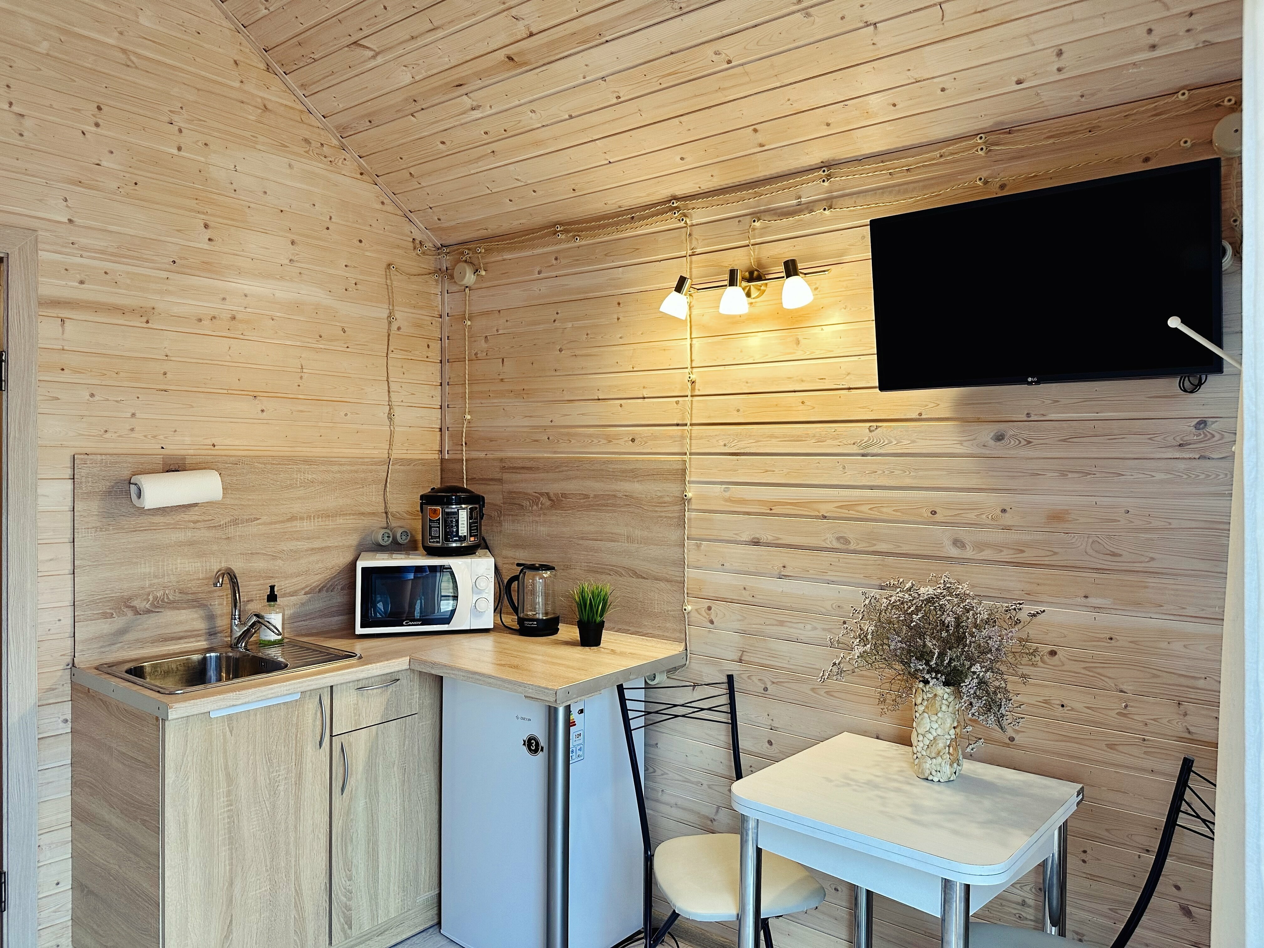 Улучшенный четырехместный номер