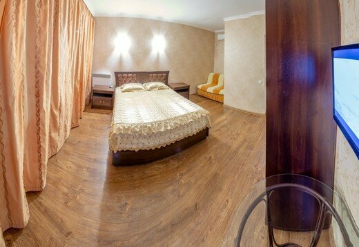 Трехместный номер Делюкс