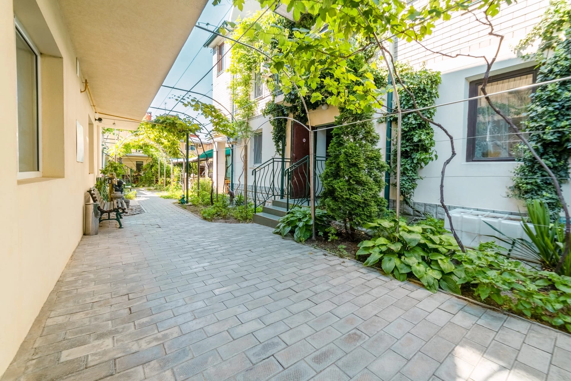 Семейный (Двухкомнатный с кухней)