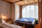 Традиционный трехместный номер в Waldhotel Arosa