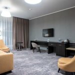 Номер люкс с 1 двуспальной кроватью в Holiday Inn