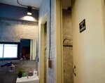 Family Room with Shared Bathroom for 4 People (no window) в The Backpack Hostel