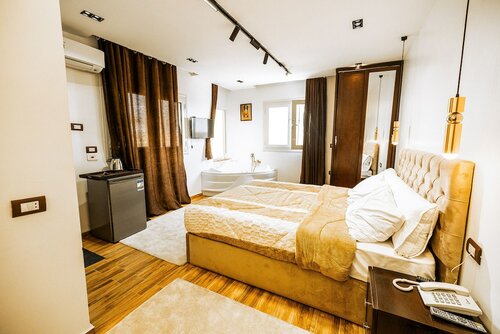 Двухместный номер «Делюкс» с 1 двуспальной кроватью в White Pyramids inn