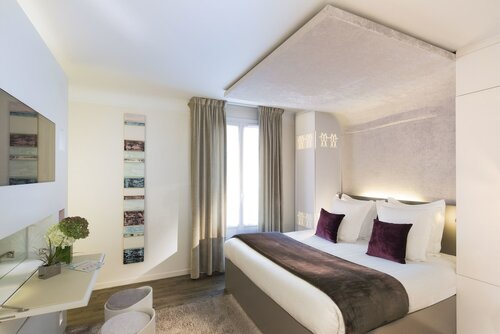 Двухместный номер «Делюкс» с 1 двуспальной кроватью в Hôtel Gabriel Paris