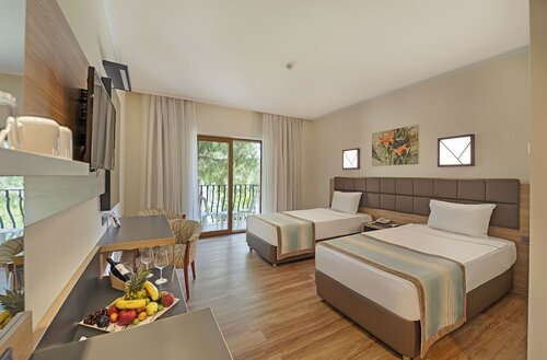 Стандартный номер в Kimeros Park Holiday Village