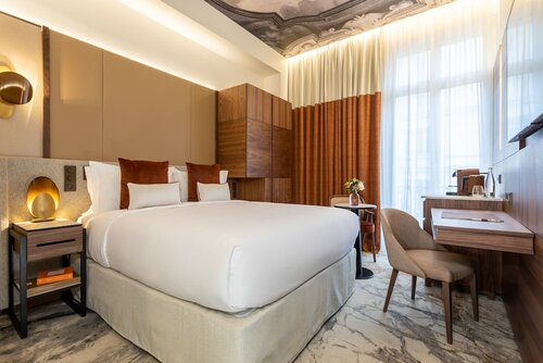 Номер «Классик», 1 двуспальная кровать «Квин-сайз» в Intercontinental Paris Avenue Marceau