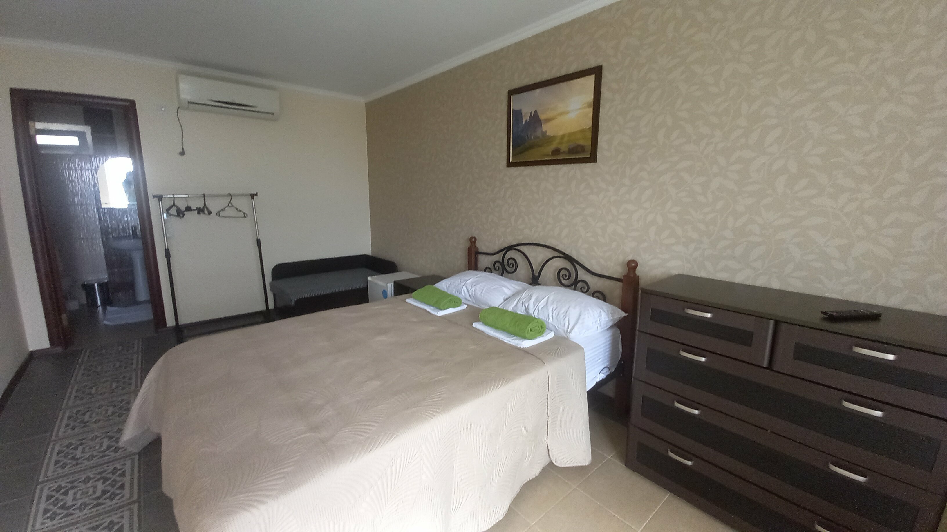 Трехместный номер с видом на море