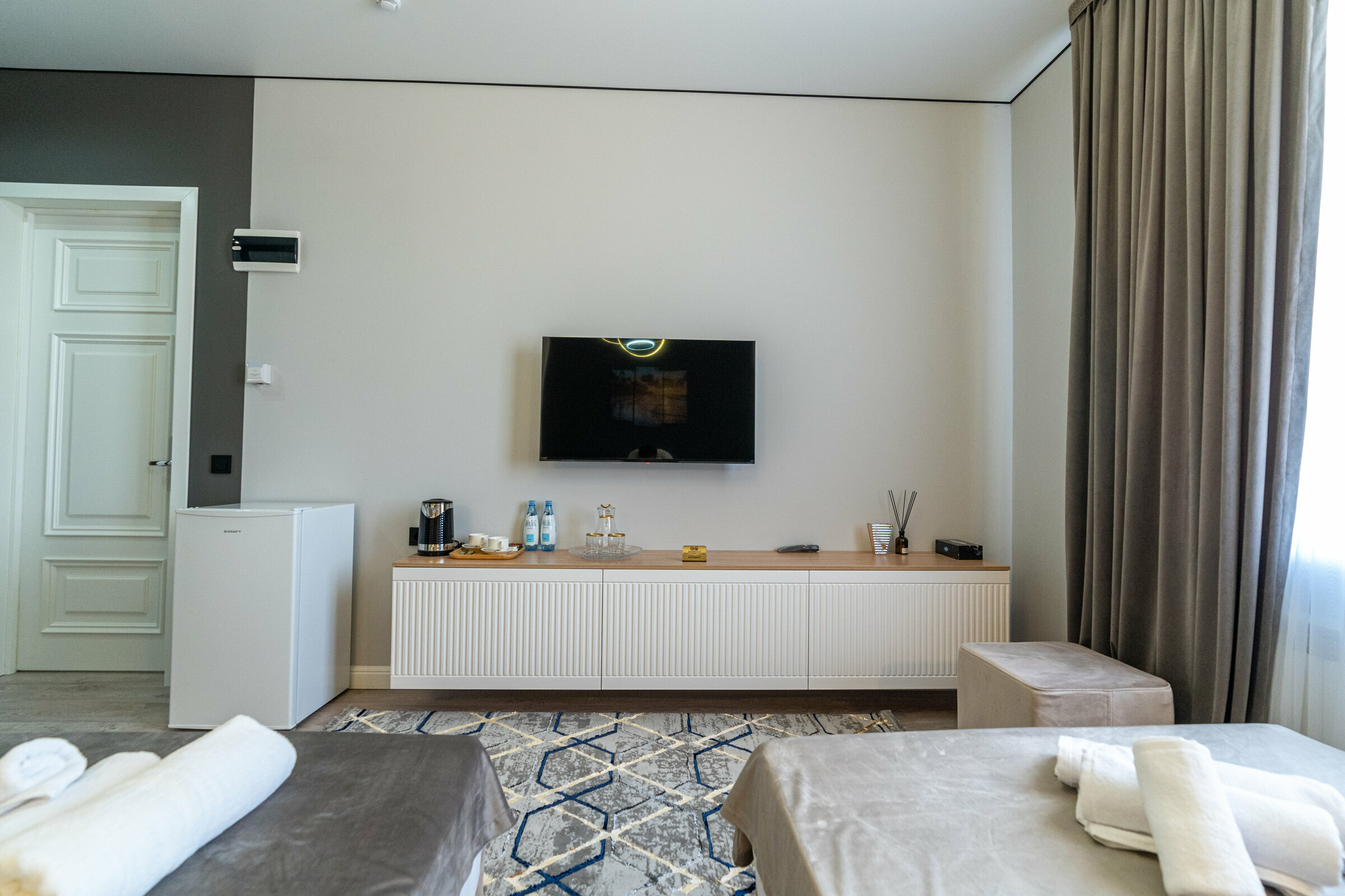 Просторный двухместный номер с 2 отдельными кроватями