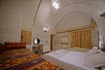 Традиционный номер в Naraca Cave House