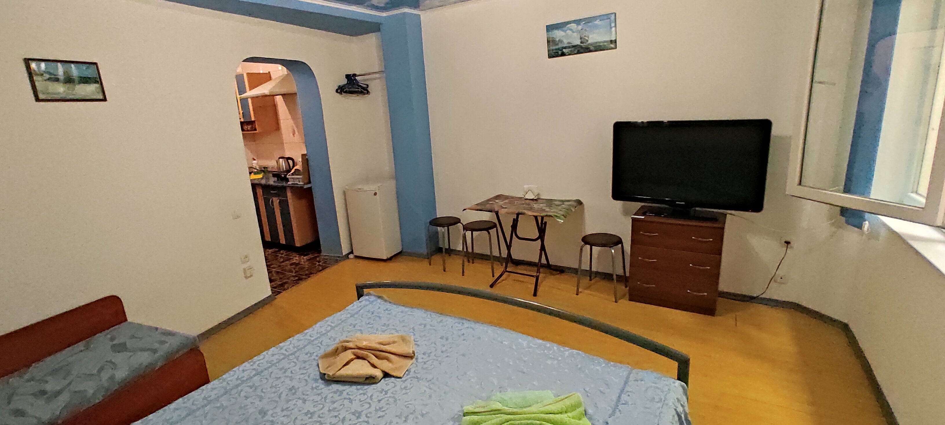 Трехместный номер с душем