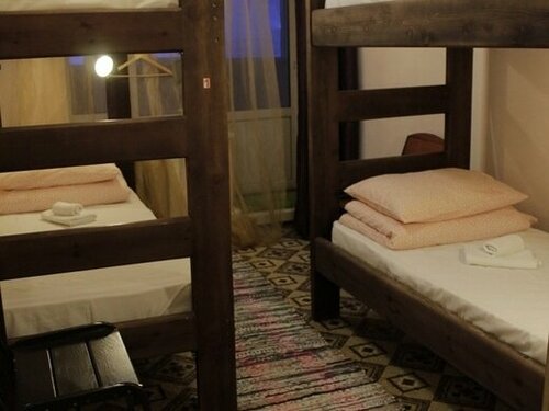 Кровать в общем номере для женщин с 4 кроватями в Мой Мир