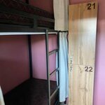 Кровать в женском номере c 2 двухъярусными кроватями (удобства на этаже) в Doma