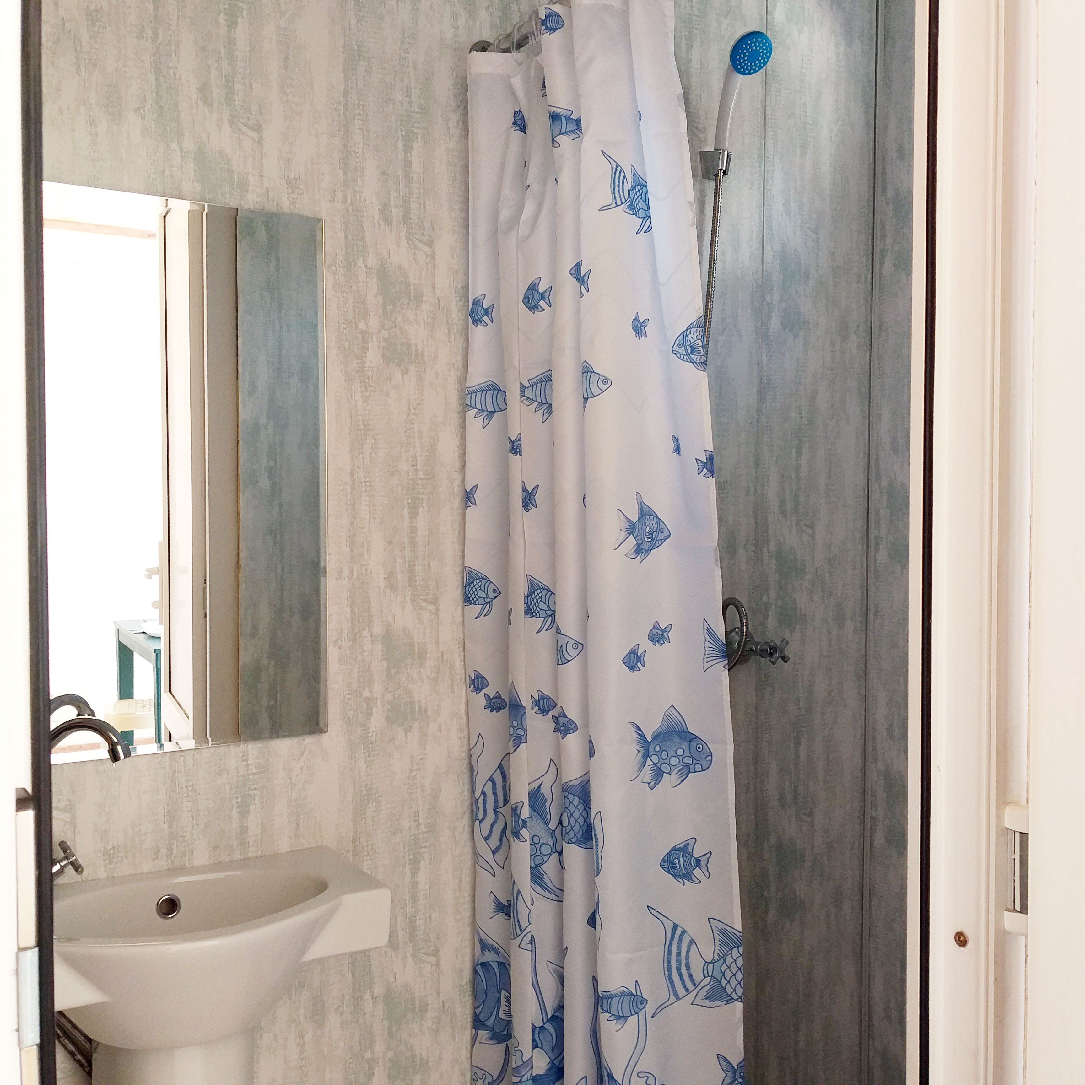 Домик с 1 комнатой (Земляничная13)