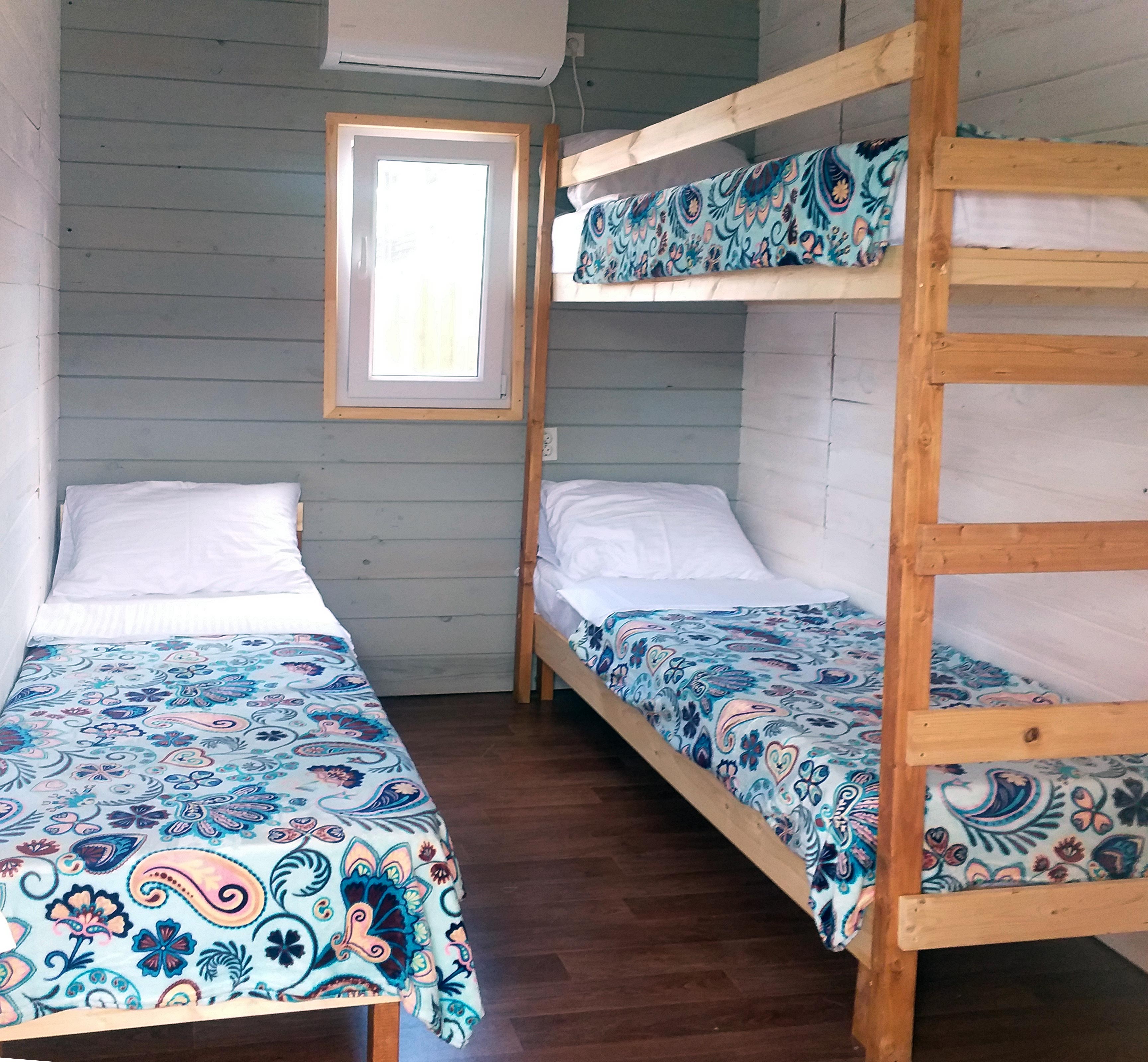 Домик 2х комнатный (Земляничная 13)