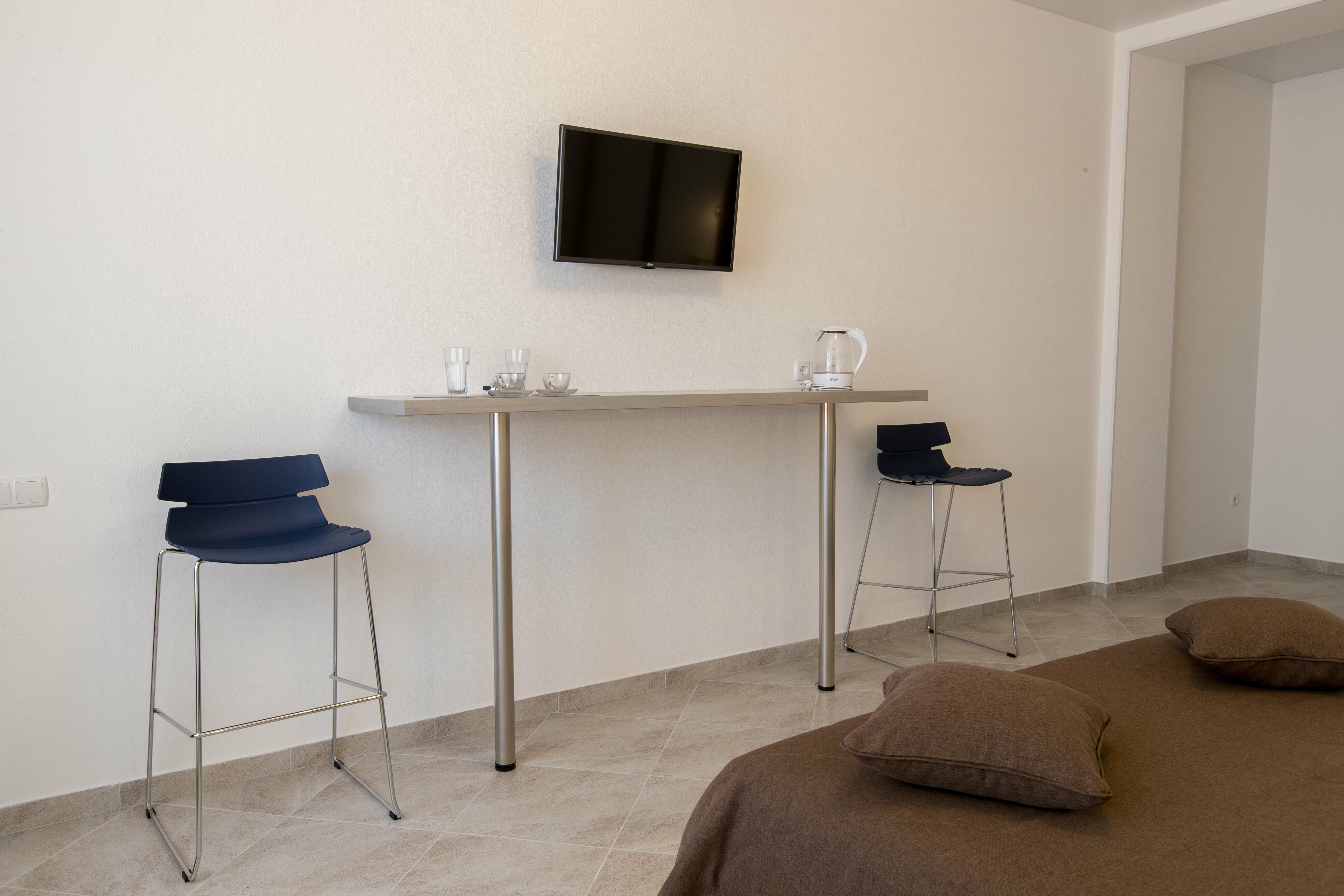 Трехместный номер с балконом