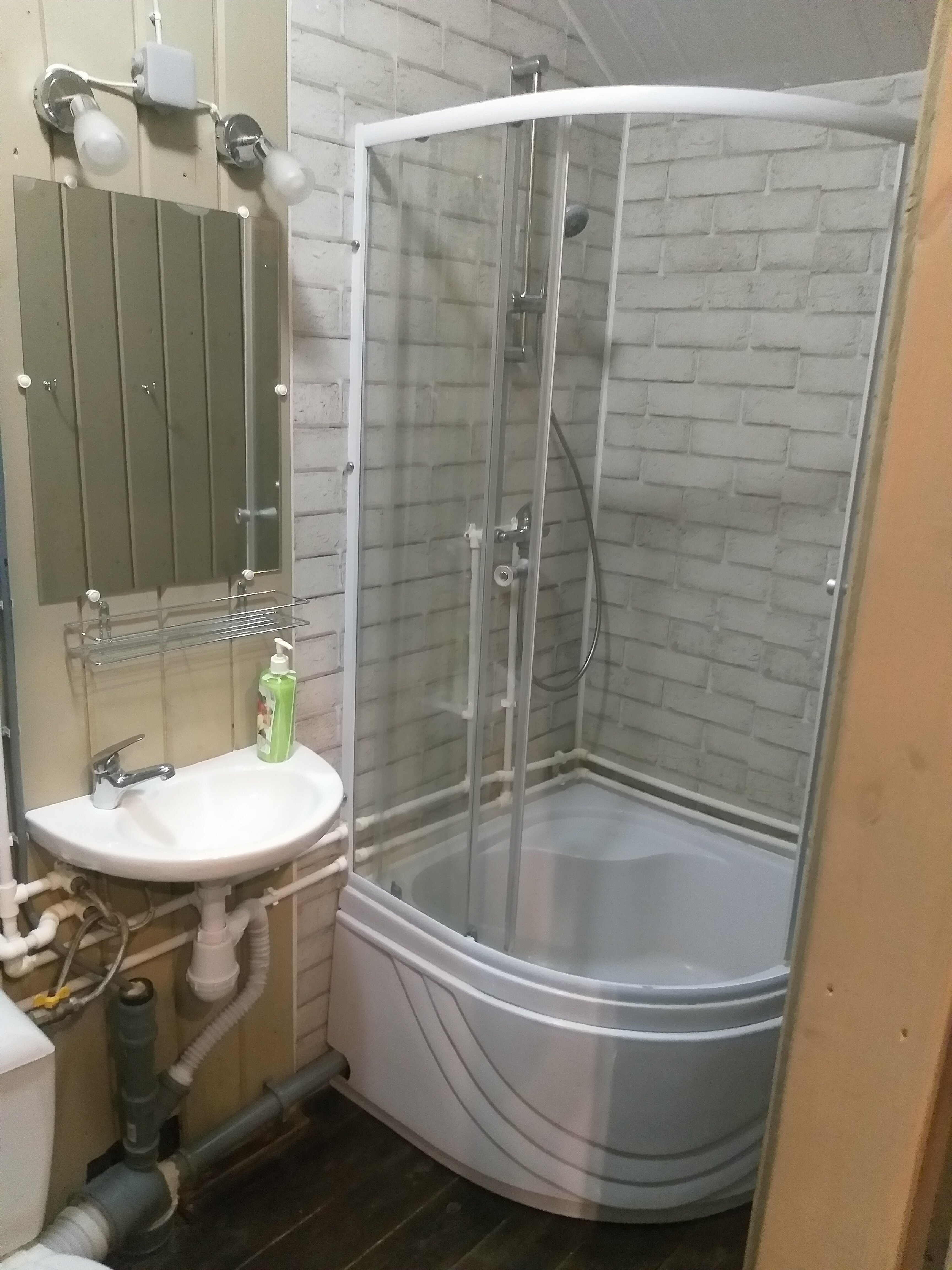 Семейный номер с душем