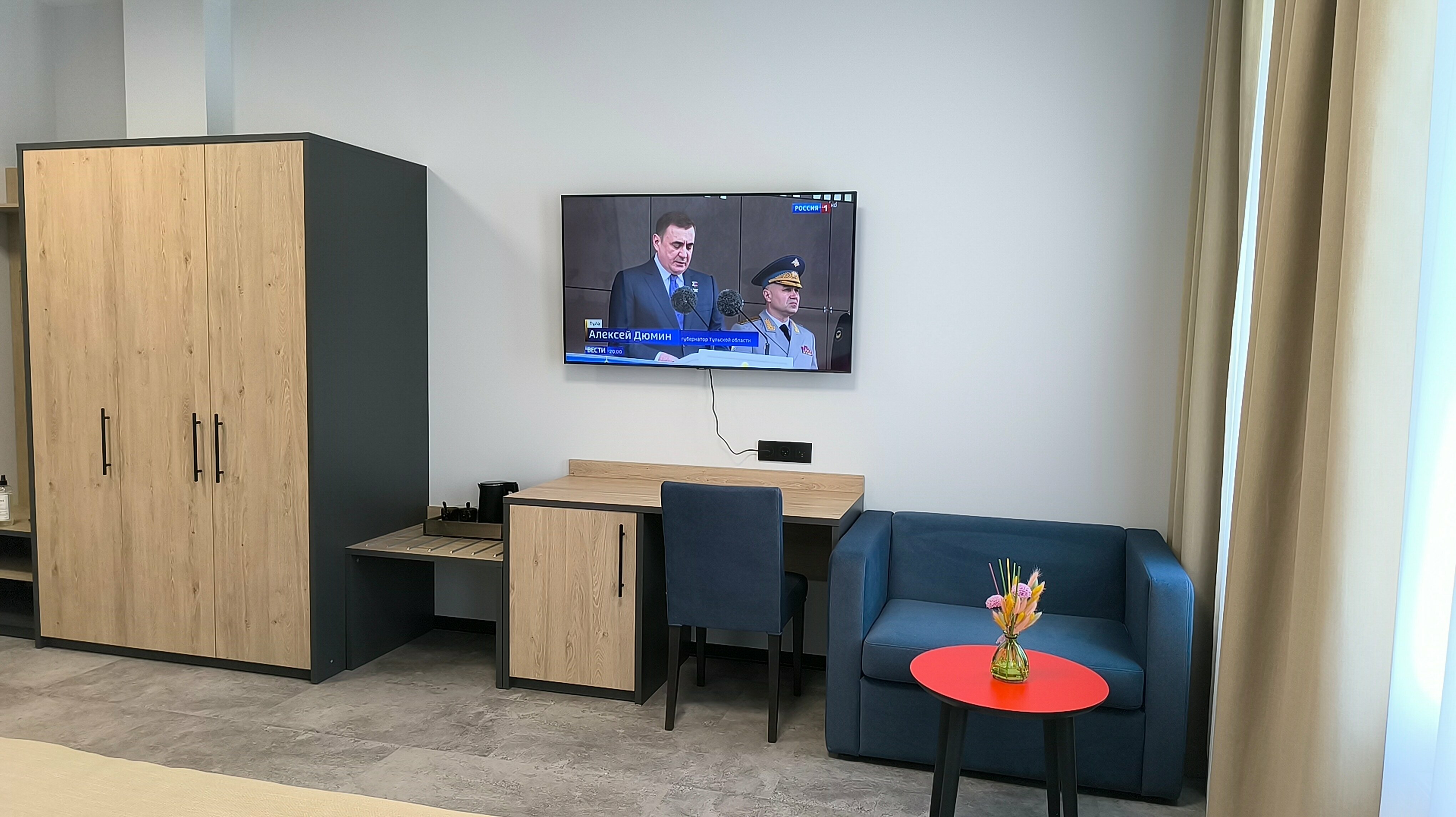 Номер Делюкс