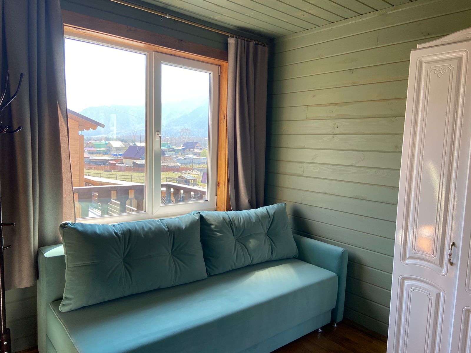 Семейный номер с балконом