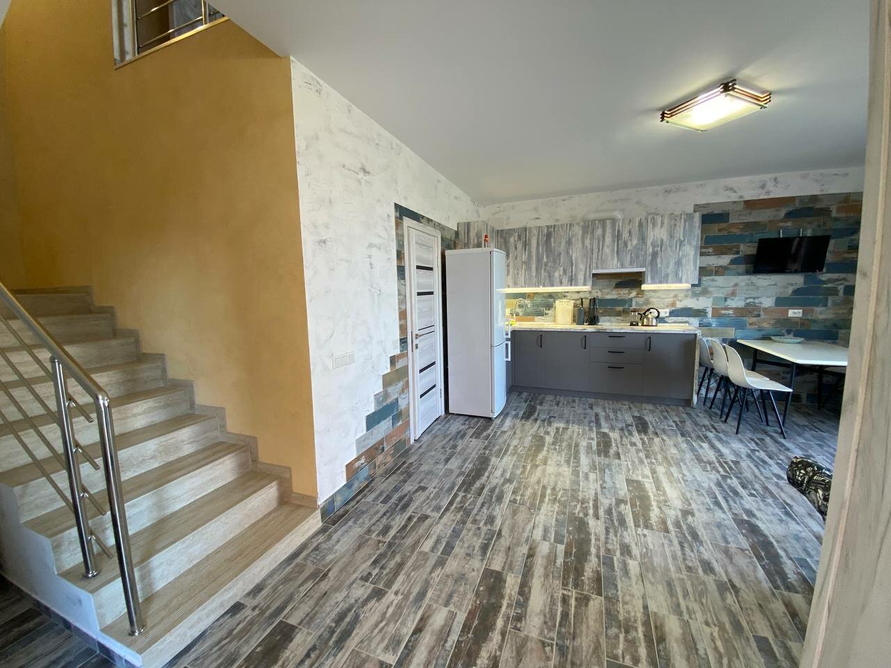 Двухэтажные апартаменты 120м2