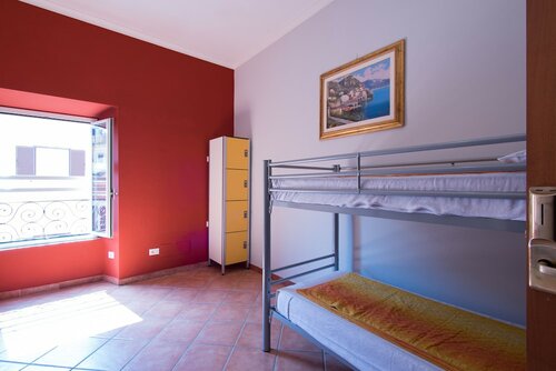 Общее спальное помещение базового типа, 4 спальни в Alessandro Palace & Bar