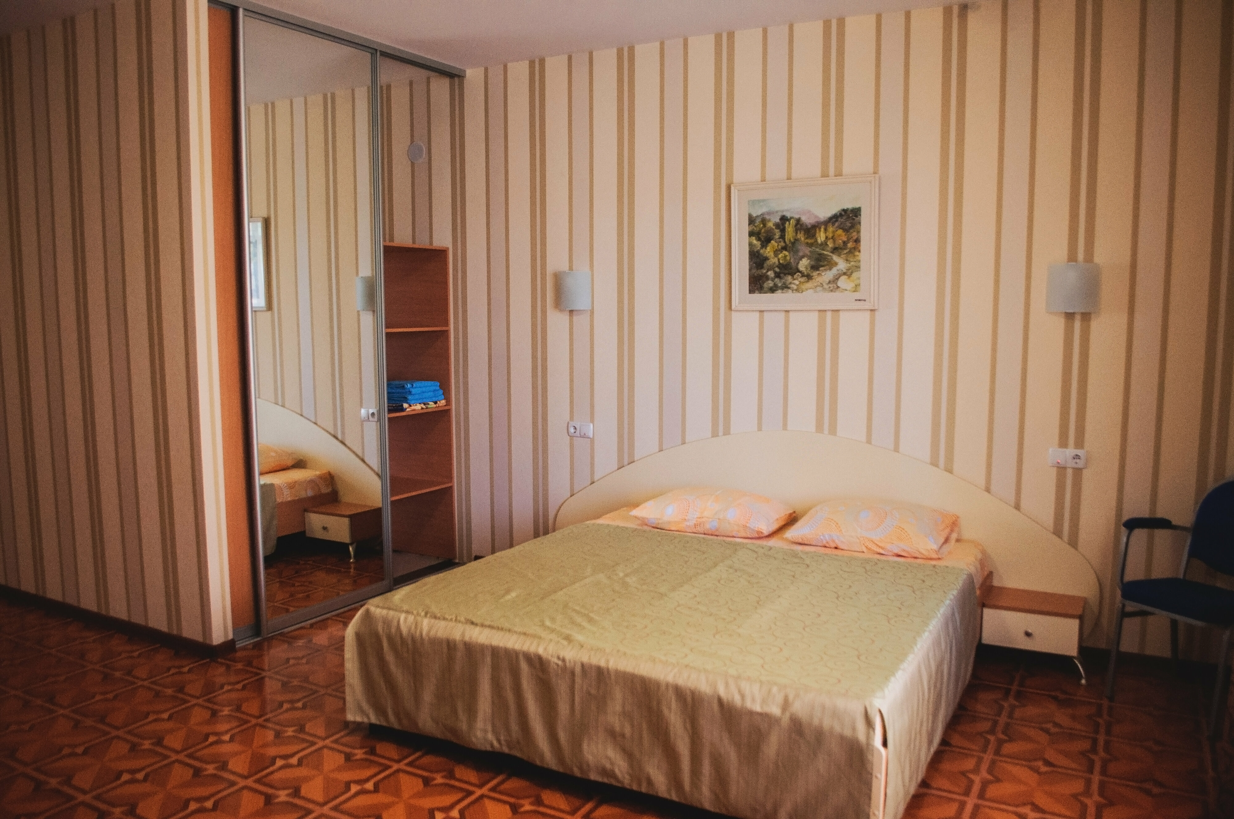 Номер-студия Делюкс с кроватью размера «king-size»