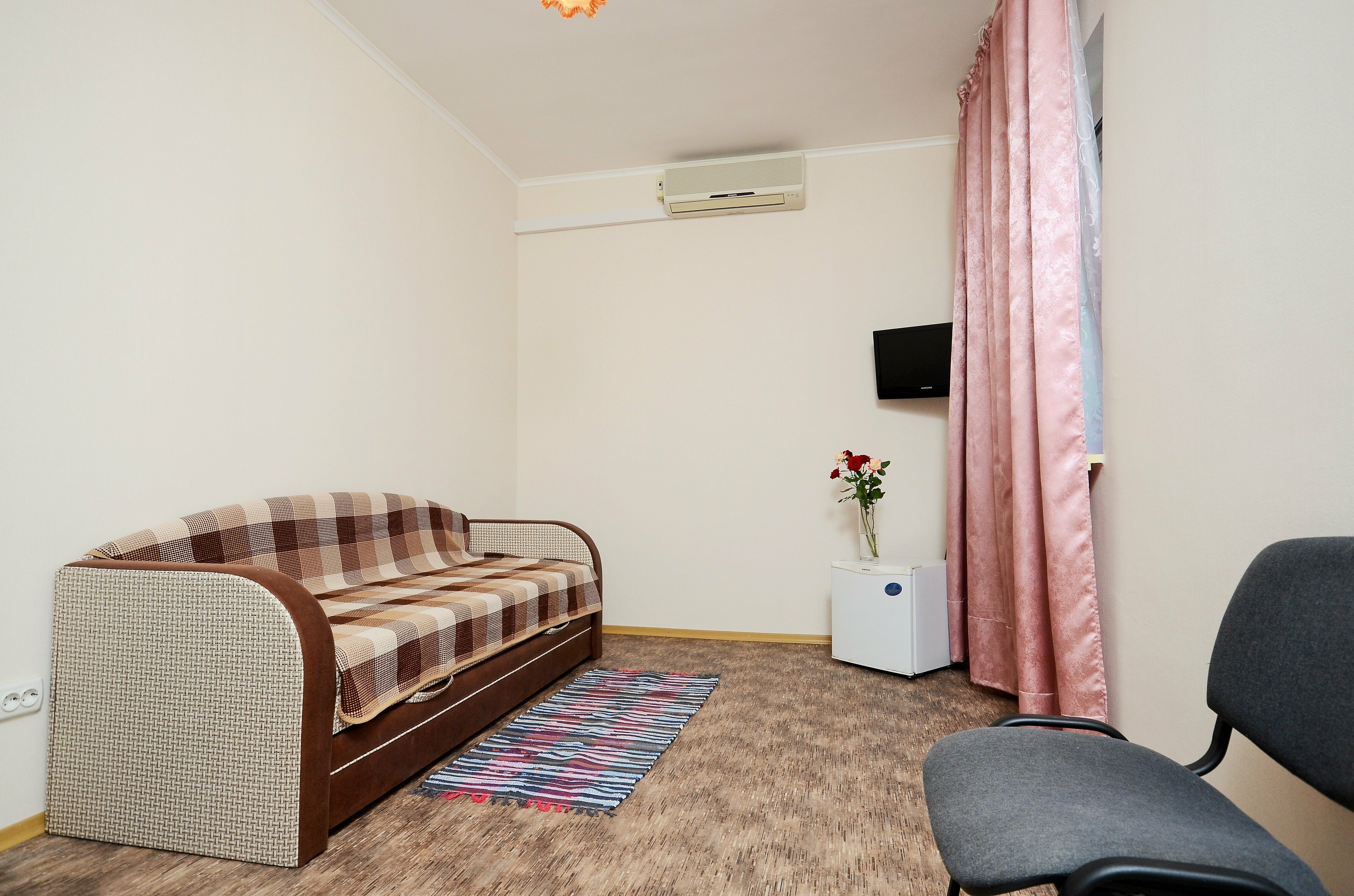 Cемейный номер с собственной ванной комнатой